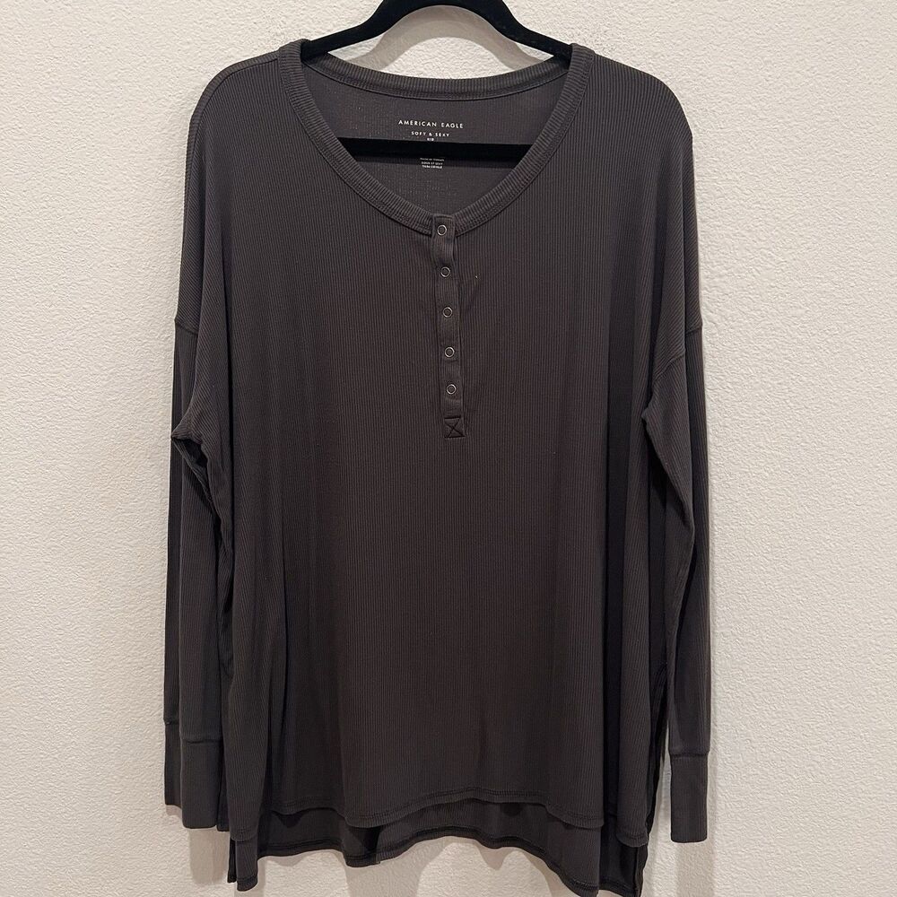 American Eagle Medium Gray Soft n Sexy Rib  knit long sleeve tee Oversized Comfy